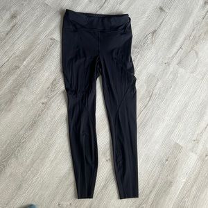 Black Lululemon Leggings barely worn!